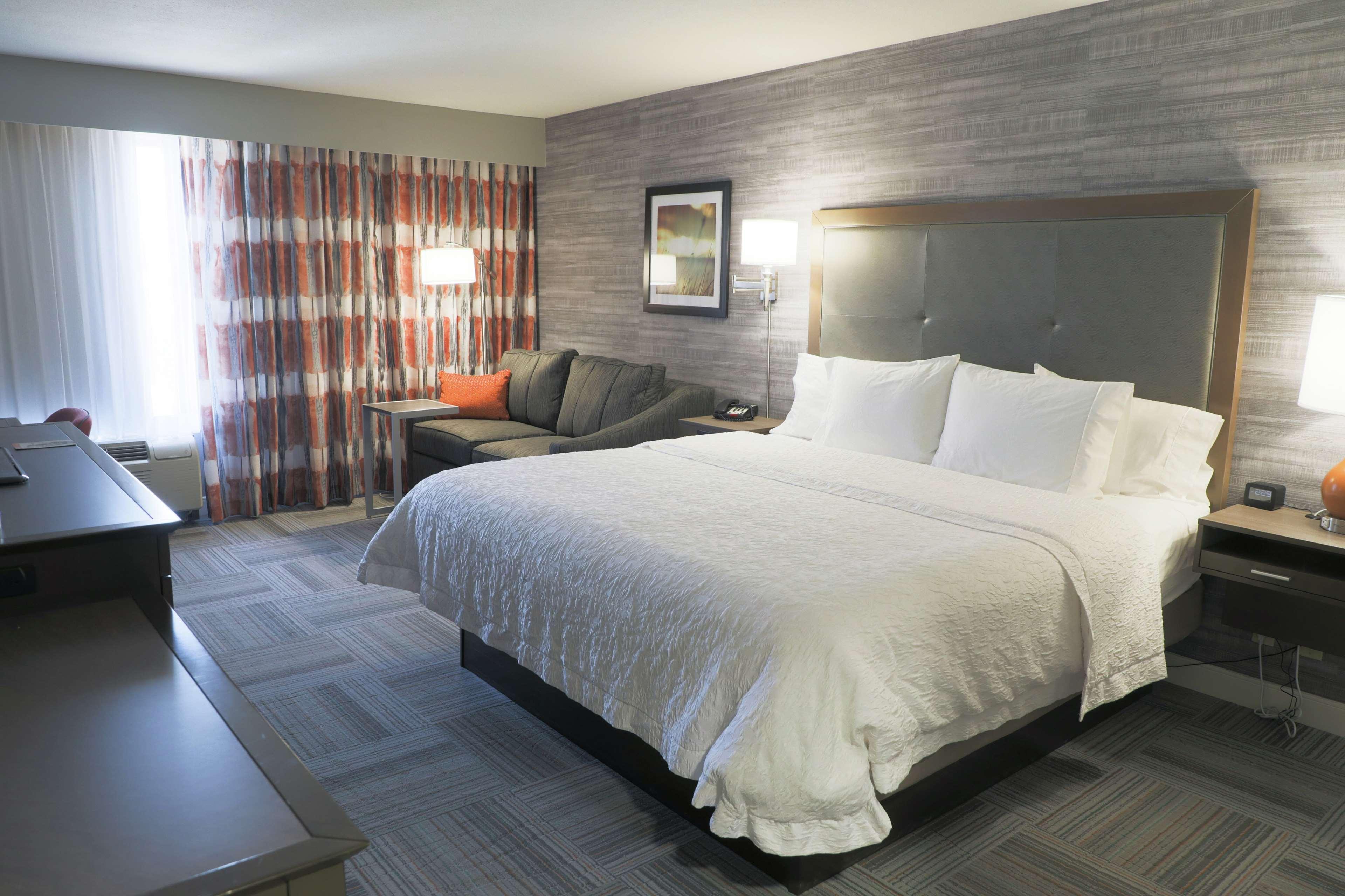 Hampton Inn Мускоги Екстериор снимка