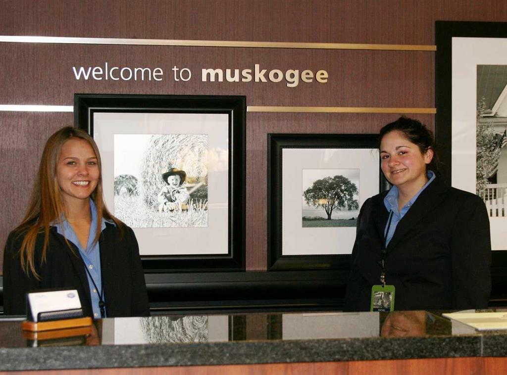 Hampton Inn Мускоги Екстериор снимка